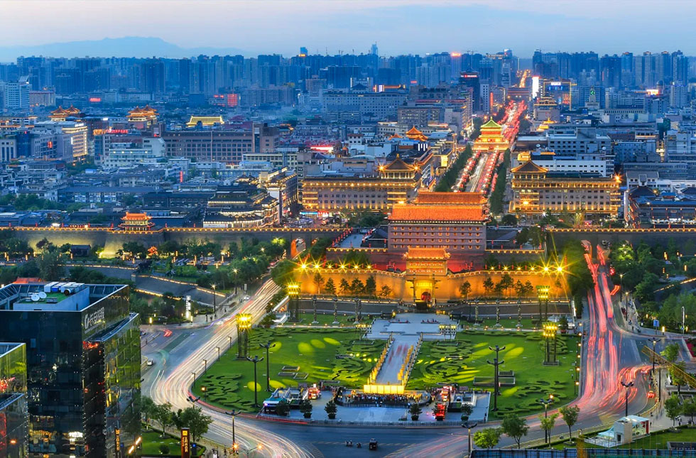 西安旅游必去景点攻略:历史与美食的完美融合,带你玩转千年古都